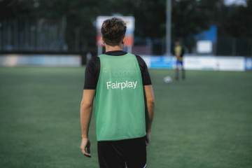 FIFA理事会正式官宣重要决定！事关2026年美加墨世界杯，引发热议（配图示意）